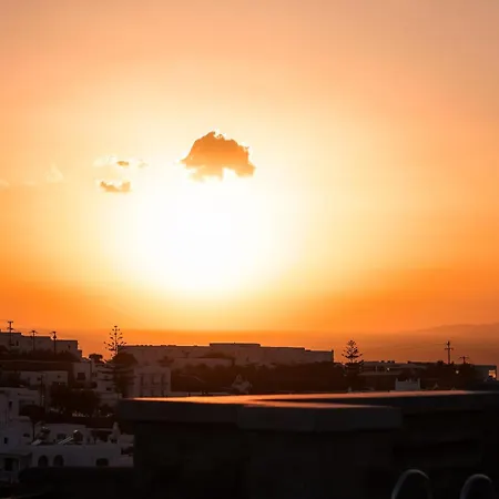 Sunset Views - George Iv, With Private Pool Close To Town *