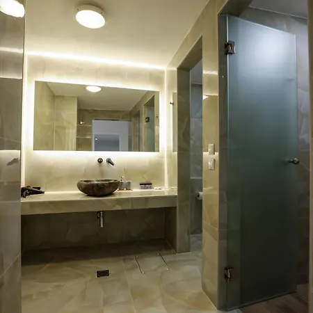 Sunset Views - George Iv, With Private Pool Close To Town Willa Mykonos Town