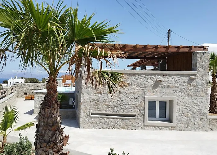 Sunset Views - George Iv, With Private Pool Close To Town فيلة