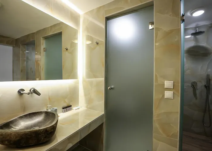 Sunset Views - George Iv, With Private Pool Close To Town فيلة Mykonos Town