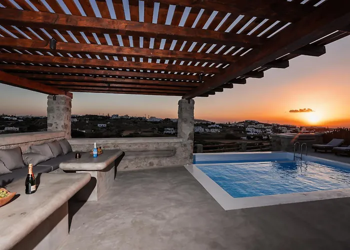 Sunset Views - George Iv, With Private Pool Close To Town