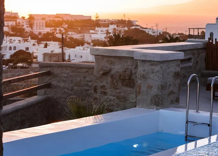 Sunset Views - George Iv, With Private Pool Close To Town فيلة