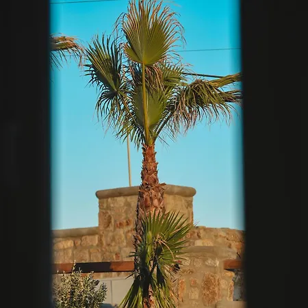 فيلة Sunset Views - George Iv, With Private Pool Close To Town